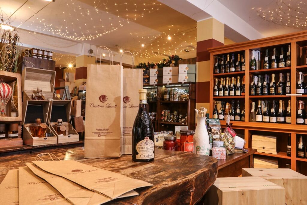 Negozio-enoteca-Landi-Valle-Intlevi